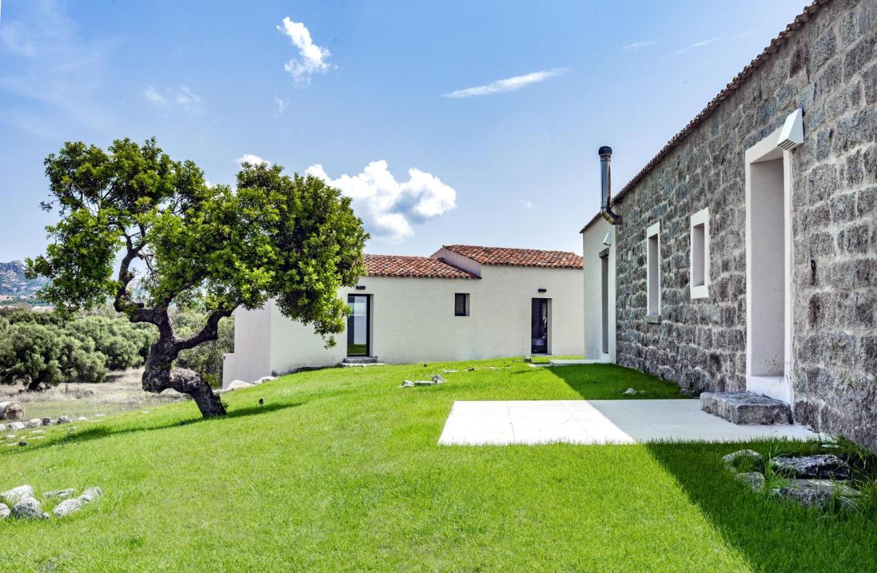 Uddastri Retreat Arzachena Ngoại thất bức ảnh