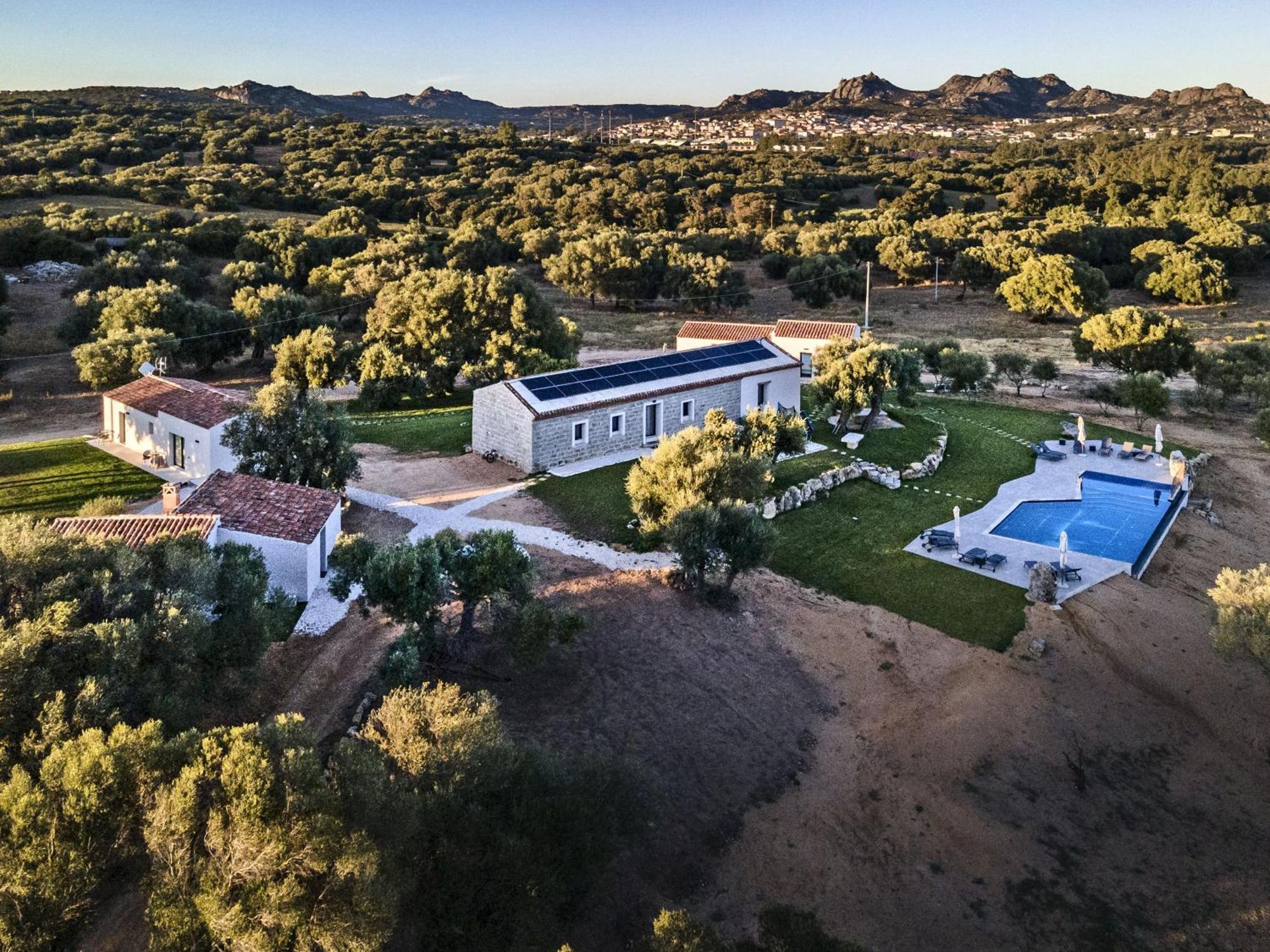 Uddastri Retreat Arzachena Ngoại thất bức ảnh